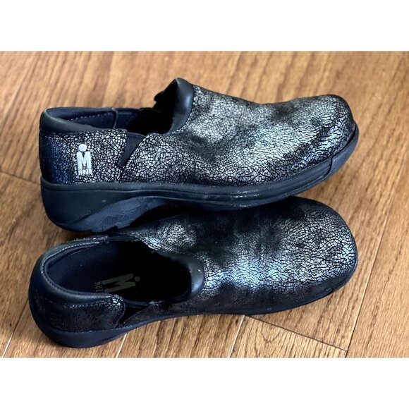 Women's Mozo Forza Food Service Shoe - Non‎ Slip - SZ: 6 - Picture 2 of 7